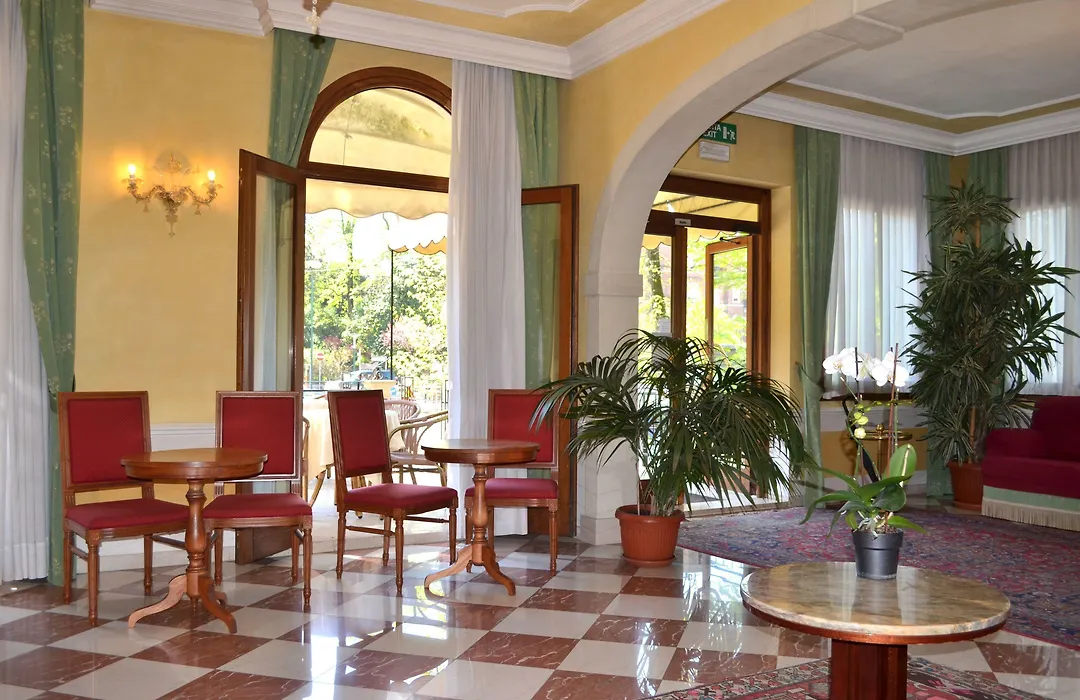 Hotel Villa Cipro-1